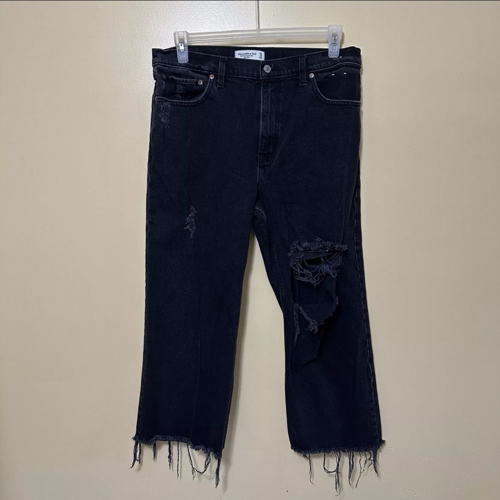Abercrombie & Fitch 90s Relaxed High Rise Jeans Black Distressed Size 14 Regular